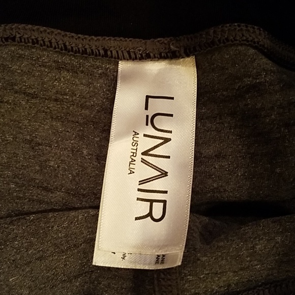 Lunair  brand Australia size small - Picture 3 of 7